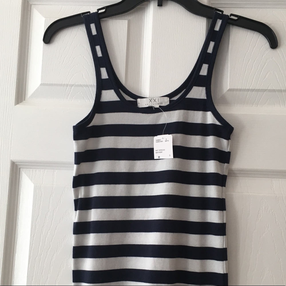Tank top🌞 - Picture 2 of 3
